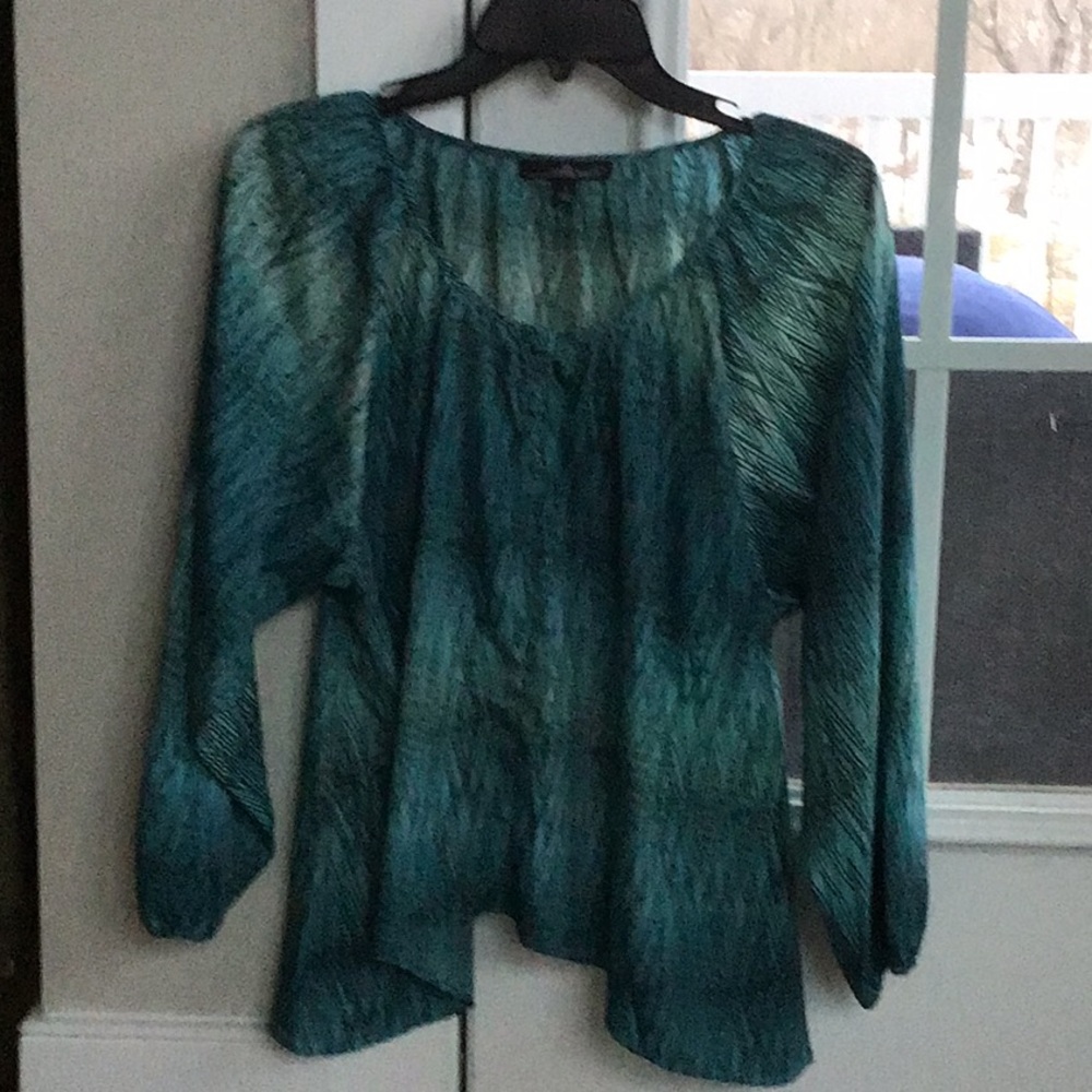 Willi Smith Long sleeved blouse. Size small.